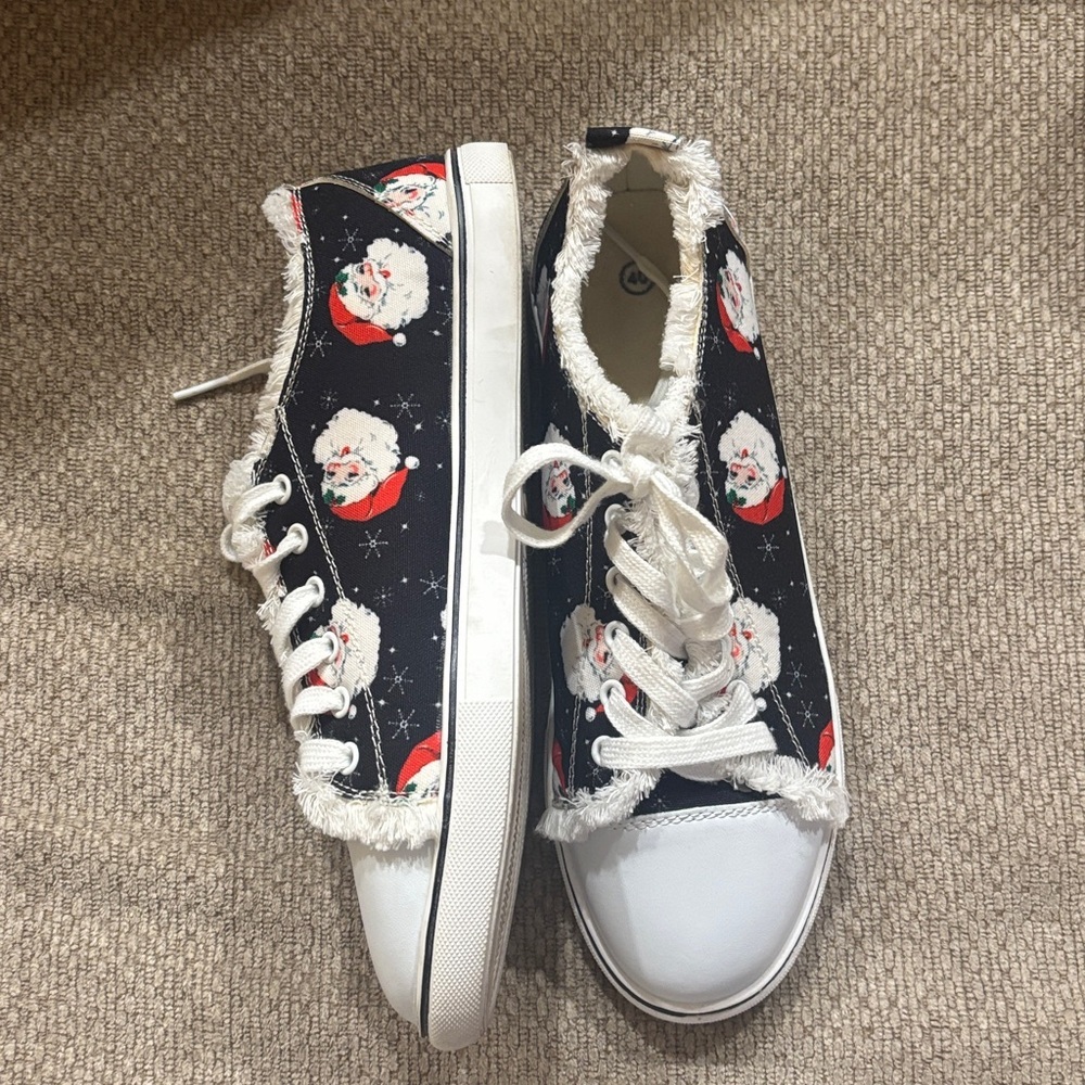 Festive Santa Sneakers, Size 9